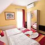 Magnólia Apartmanház Apartamento Balatonfüred