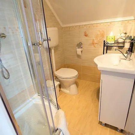 Magnólia Apartmanház *