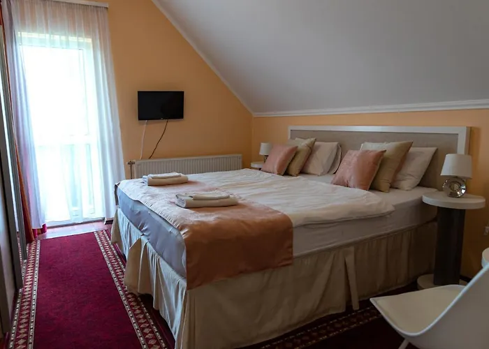 Magnolia Apartmanhaz Apartment Balatonfured