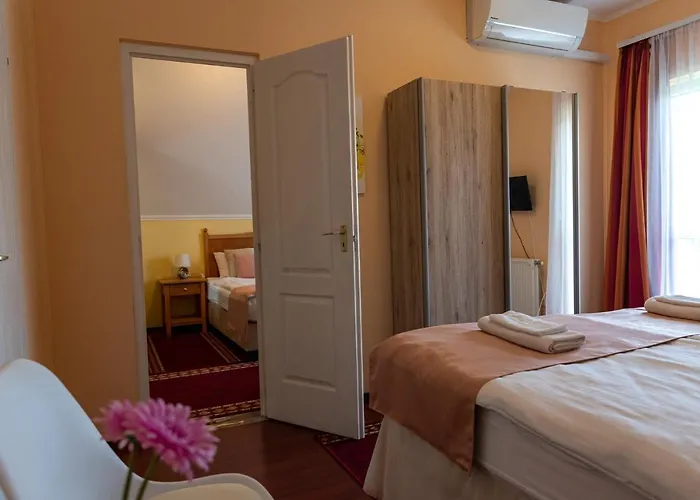 Magnolia Apartmanhaz * Balatonfured
