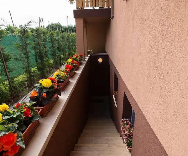 Magnolia Apartmanhaz * Balatonfured