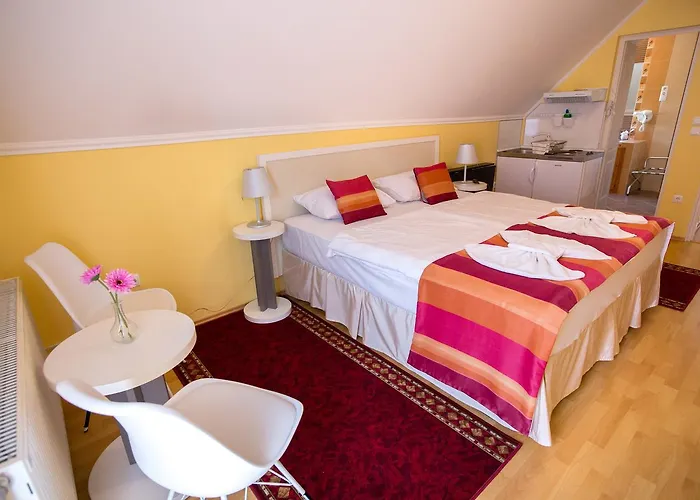 Magnolia Apartmanhaz Balatonfured