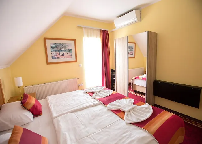 Magnolia Apartmanhaz Apartment Balatonfured